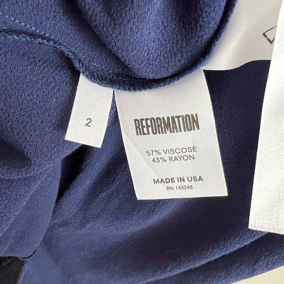 Reformation Marla Navy Off the Shoulder dress size 2 - Picture 7 of 10